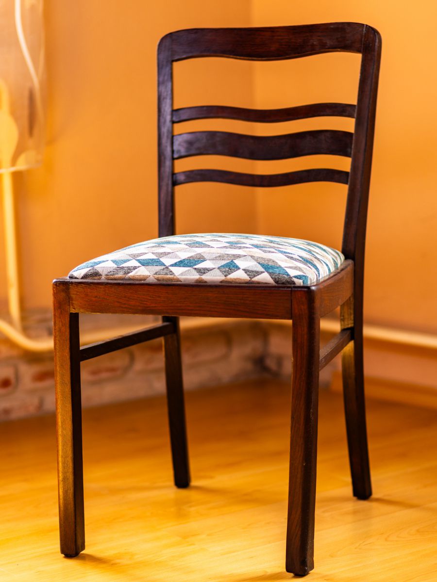 Zrenovovaná židle - po renovaci